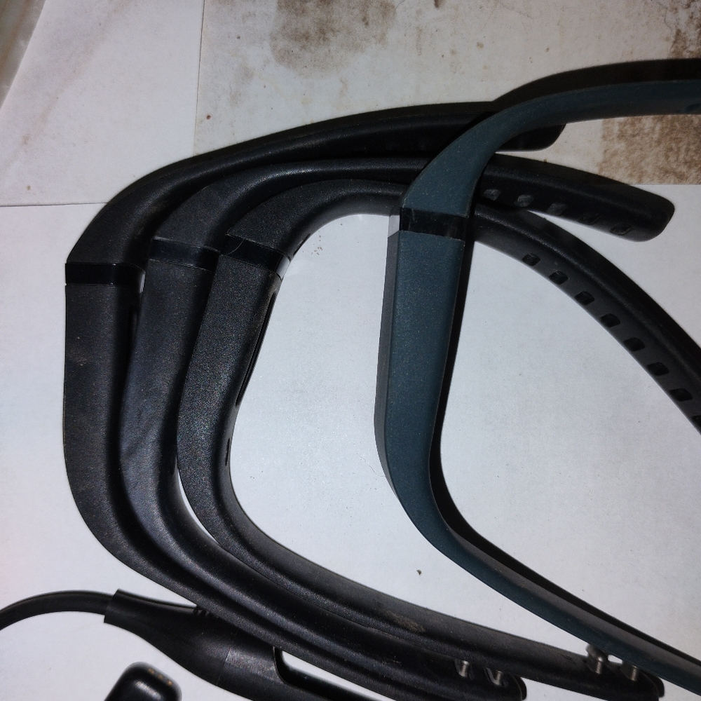 Fitbit Bundle Lot - Picture 3 of 5